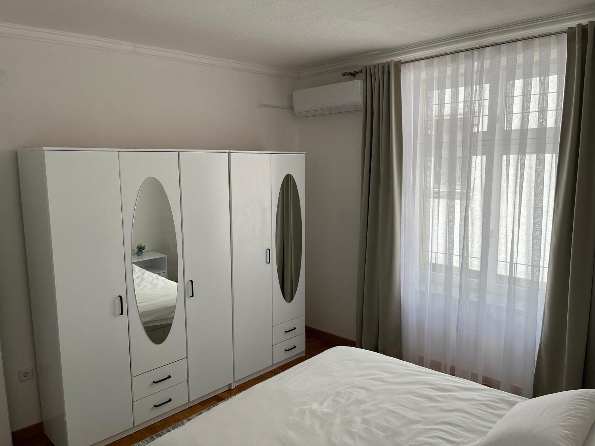 Sarajevo Luxury Apartment - 50 M From Old Sarajevo Clock Tower Exterior foto